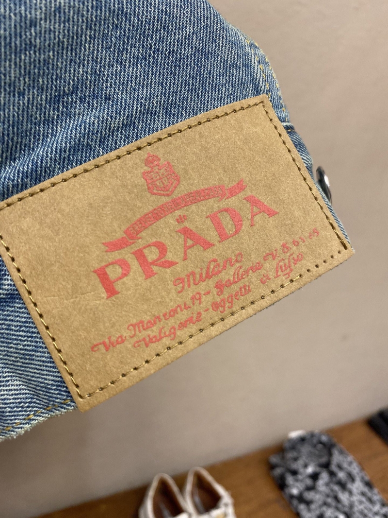 Pra*a jeans